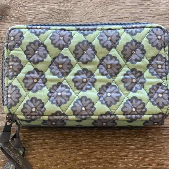 Vera Bradley Wallet - Picture 4 of 4